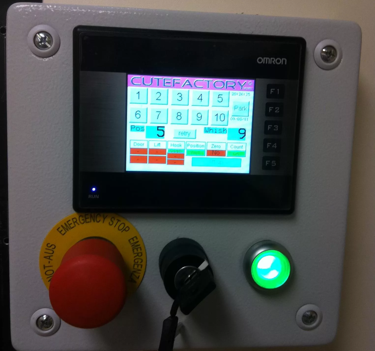 steuerung-paternoster-large Henn Projekt AIDA Costume Paternoster